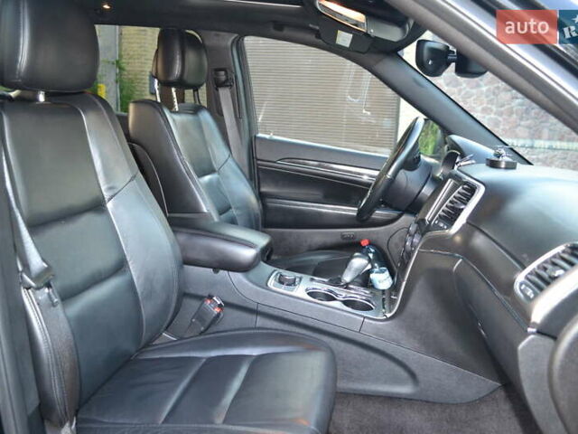 Черный Джип Гранд Чероки, объемом двигателя 3.6 л и пробегом 110 тыс. км за 22700 $, фото 3 на Automoto.ua