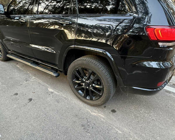 Чорний Джип Grand Cherokee, об'ємом двигуна 3.6 л та пробігом 81 тис. км за 24700 $, фото 1 на Automoto.ua