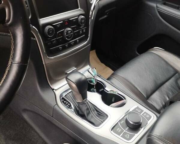 Чорний Джип Grand Cherokee, об'ємом двигуна 2.99 л та пробігом 195 тис. км за 26000 $, фото 17 на Automoto.ua