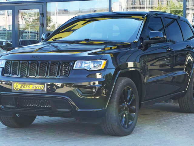 Черный Джип Гранд Чероки, объемом двигателя 3.6 л и пробегом 145 тыс. км за 23200 $, фото 2 на Automoto.ua