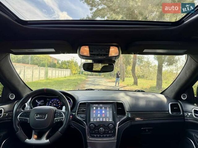 Чорний Джип Grand Cherokee, об'ємом двигуна 6.42 л та пробігом 120 тис. км за 35500 $, фото 33 на Automoto.ua