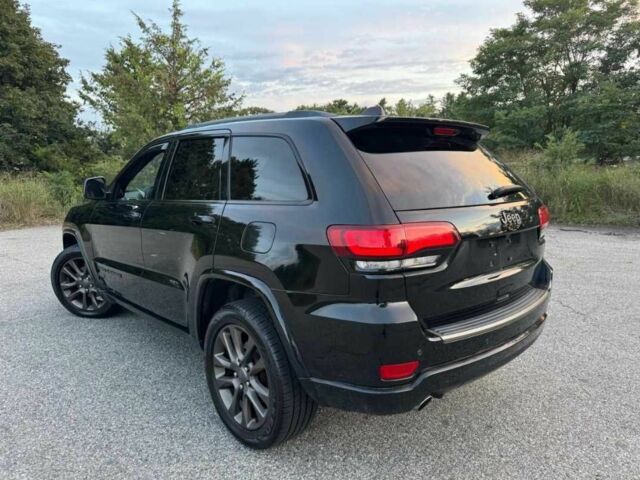 Чорний Джип Grand Cherokee, об'ємом двигуна 3.2 л та пробігом 89 тис. км за 7479 $, фото 3 на Automoto.ua