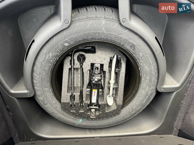 Черный Джип Гранд Чероки, объемом двигателя 2.99 л и пробегом 188 тыс. км за 25750 $, фото 62 на Automoto.ua