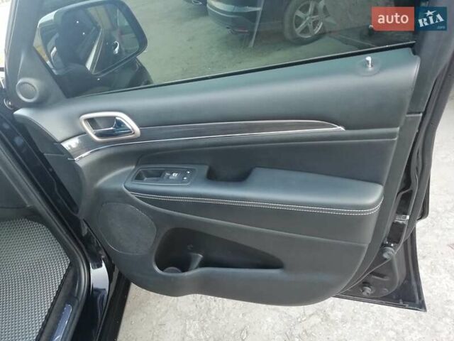 Чорний Джип Grand Cherokee, об'ємом двигуна 3.6 л та пробігом 112 тис. км за 28400 $, фото 16 на Automoto.ua
