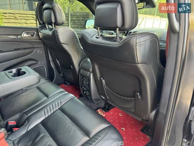 Чорний Джип Grand Cherokee, об'ємом двигуна 6.4 л та пробігом 131 тис. км за 34999 $, фото 52 на Automoto.ua