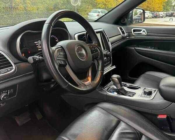 Джип Гранд Чероки 2017 в Виннице на Automoto.ua Черный Джип Гранд Чероки, объемом двигателя 3.6 л и пробегом 126 тыс. км за 27000 $, фото 5 на Automoto.ua