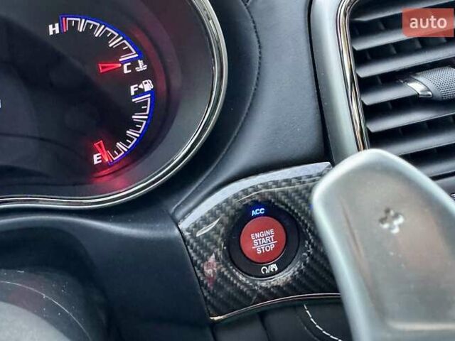 Чорний Джип Grand Cherokee, об'ємом двигуна 6.42 л та пробігом 120 тис. км за 35500 $, фото 38 на Automoto.ua