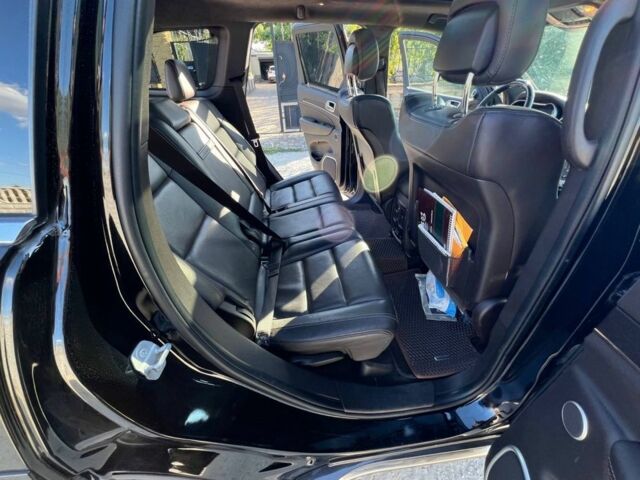 Чорний Джип Grand Cherokee, об'ємом двигуна 3 л та пробігом 117 тис. км за 30000 $, фото 14 на Automoto.ua