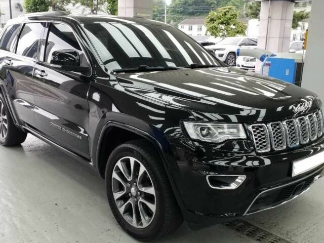 Черный Джип Гранд Чероки, объемом двигателя 0 л и пробегом 117 тыс. км за 14000 $, фото 1 на Automoto.ua