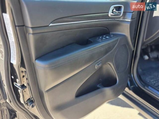 Черный Джип Гранд Чероки, объемом двигателя 3.6 л и пробегом 108 тыс. км за 23000 $, фото 34 на Automoto.ua