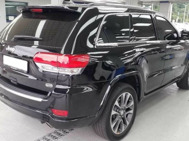 Черный Джип Гранд Чероки, объемом двигателя 0 л и пробегом 117 тыс. км за 14000 $, фото 4 на Automoto.ua
