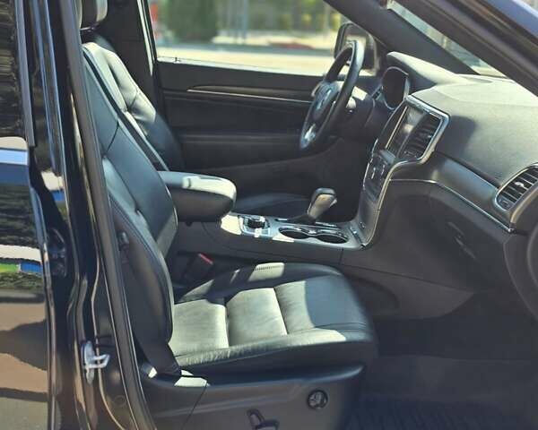 Черный Джип Гранд Чероки, объемом двигателя 3.6 л и пробегом 108 тыс. км за 23000 $, фото 28 на Automoto.ua