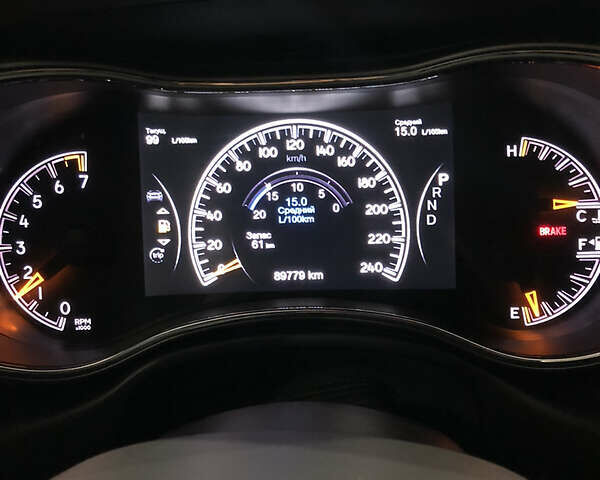 Черный Джип Гранд Чероки, объемом двигателя 3.6 л и пробегом 100 тыс. км за 20000 $, фото 17 на Automoto.ua