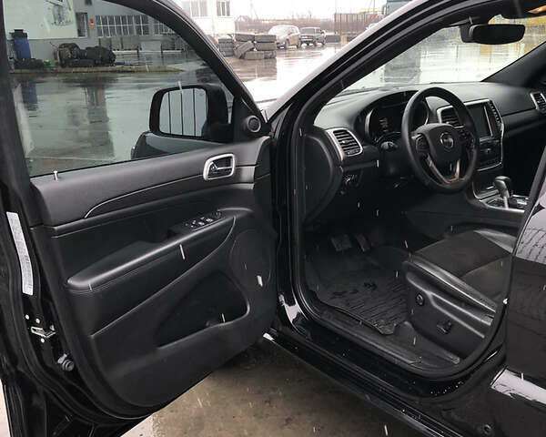 Черный Джип Гранд Чероки, объемом двигателя 3.6 л и пробегом 100 тыс. км за 20000 $, фото 14 на Automoto.ua