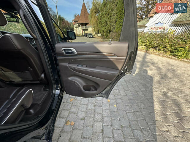 Чорний Джип Grand Cherokee, об'ємом двигуна 2.99 л та пробігом 166 тис. км за 31000 $, фото 21 на Automoto.ua