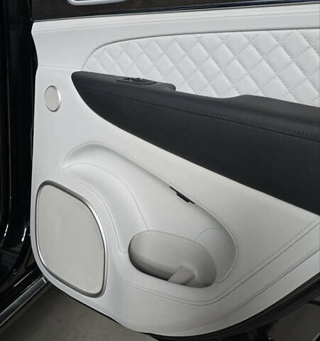 Черный Джип Гранд Чероки, объемом двигателя 5.65 л и пробегом 86 тыс. км за 35000 $, фото 28 на Automoto.ua