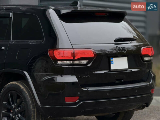 Черный Джип Гранд Чероки, объемом двигателя 3.6 л и пробегом 104 тыс. км за 26000 $, фото 10 на Automoto.ua
