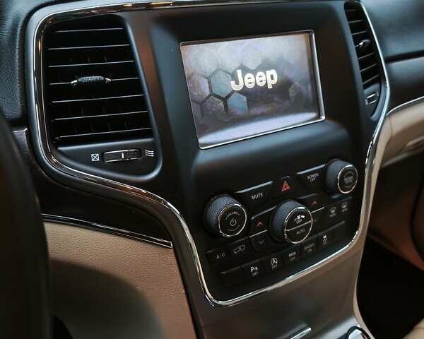 Черный Джип Гранд Чероки, объемом двигателя 3.6 л и пробегом 69 тыс. км за 24700 $, фото 6 на Automoto.ua