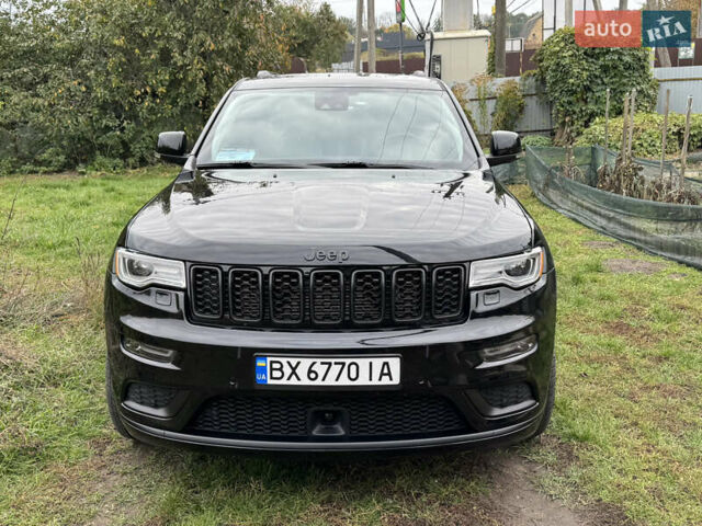 Черный Джип Гранд Чероки, объемом двигателя 5.65 л и пробегом 86 тыс. км за 35000 $, фото 10 на Automoto.ua