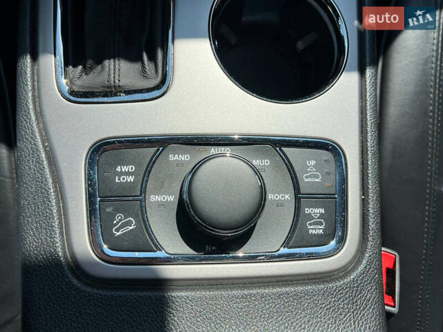 Чорний Джип Grand Cherokee, об'ємом двигуна 3.6 л та пробігом 133 тис. км за 32600 $, фото 18 на Automoto.ua