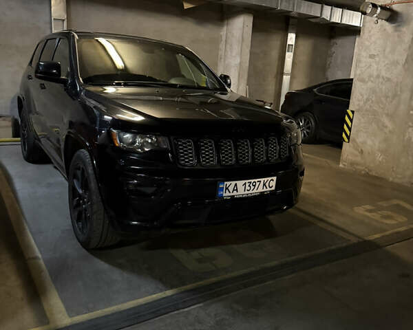 Чорний Джип Grand Cherokee, об'ємом двигуна 3.6 л та пробігом 148 тис. км за 27300 $, фото 1 на Automoto.ua