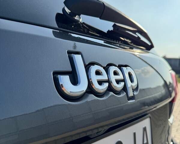 Чорний Джип Grand Cherokee, об'ємом двигуна 3.6 л та пробігом 89 тис. км за 28300 $, фото 21 на Automoto.ua