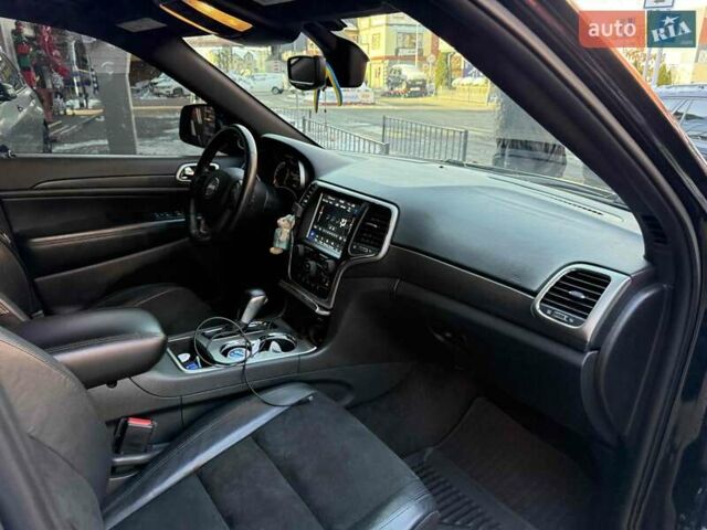 Черный Джип Гранд Чероки, объемом двигателя 3.6 л и пробегом 61 тыс. км за 25900 $, фото 43 на Automoto.ua