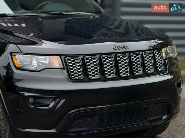 Черный Джип Гранд Чероки, объемом двигателя 3.6 л и пробегом 104 тыс. км за 26000 $, фото 9 на Automoto.ua
