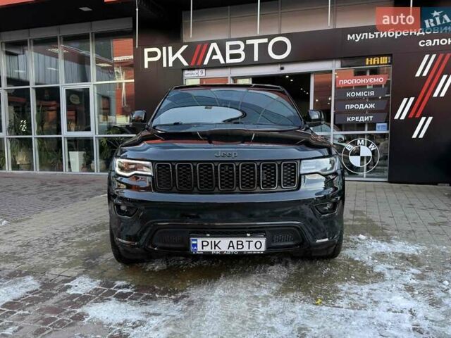Черный Джип Гранд Чероки, объемом двигателя 3.6 л и пробегом 61 тыс. км за 25900 $, фото 2 на Automoto.ua