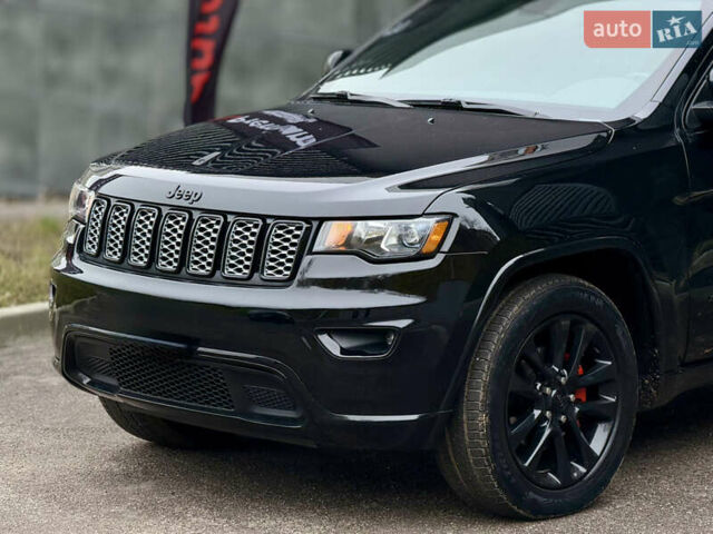 Черный Джип Гранд Чероки, объемом двигателя 3.6 л и пробегом 104 тыс. км за 26000 $, фото 11 на Automoto.ua