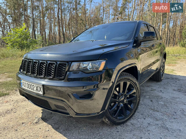 Черный Джип Гранд Чероки, объемом двигателя 3.6 л и пробегом 205 тыс. км за 24000 $, фото 1 на Automoto.ua