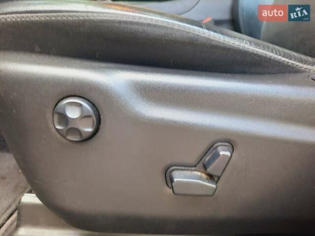 Черный Джип Гранд Чероки, объемом двигателя 3.6 л и пробегом 127 тыс. км за 25800 $, фото 18 на Automoto.ua