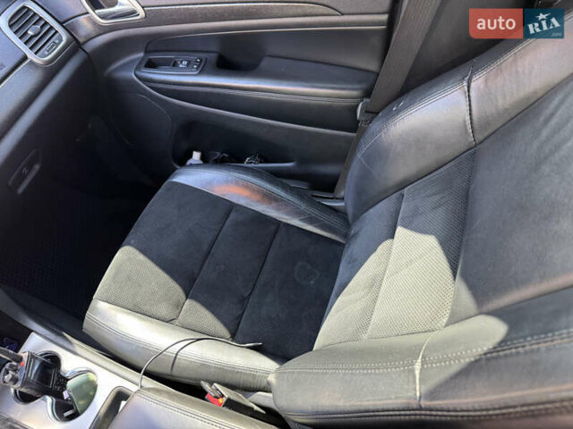 Черный Джип Гранд Чероки, объемом двигателя 3.6 л и пробегом 205 тыс. км за 24000 $, фото 15 на Automoto.ua