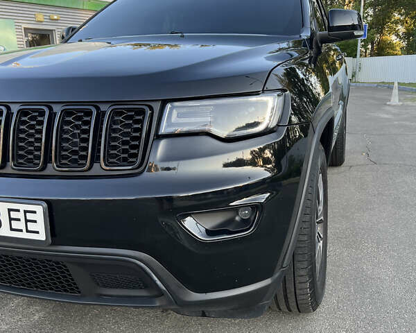 Чорний Джип Grand Cherokee, об'ємом двигуна 3.6 л та пробігом 93 тис. км за 30000 $, фото 2 на Automoto.ua