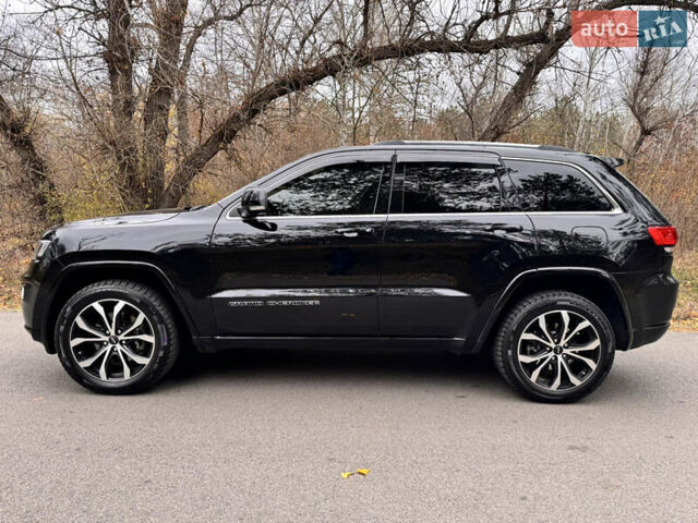 Черный Джип Гранд Чероки, объемом двигателя 2.99 л и пробегом 147 тыс. км за 30000 $, фото 3 на Automoto.ua