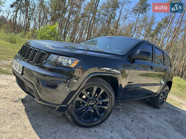 Черный Джип Гранд Чероки, объемом двигателя 3.6 л и пробегом 205 тыс. км за 24000 $, фото 10 на Automoto.ua