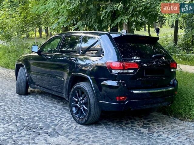Джип Гранд Чероки 2018 в Киеве на Automoto.ua Черный Джип Гранд Чероки, объемом двигателя 3.6 л и пробегом 126 тыс. км за 24999 $, фото 2 на Automoto.ua