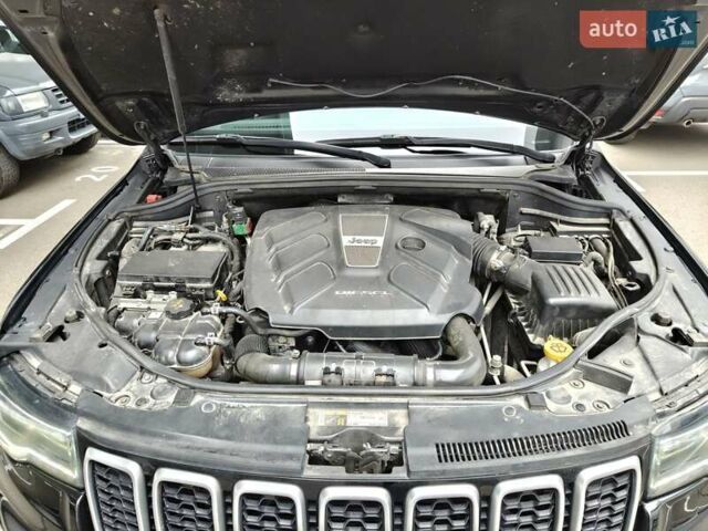Чорний Джип Grand Cherokee, об'ємом двигуна 2.99 л та пробігом 140 тис. км за 29500 $, фото 23 на Automoto.ua