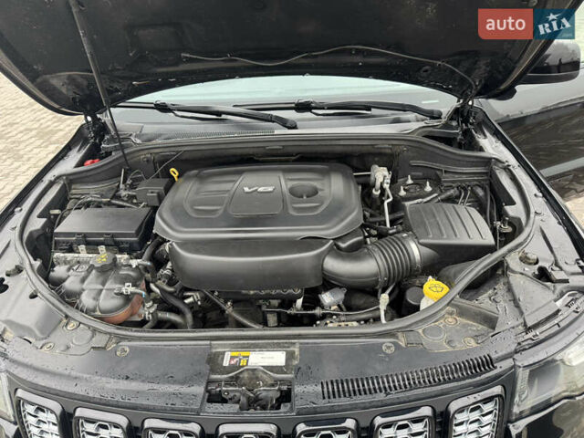 Черный Джип Гранд Чероки, объемом двигателя 3.6 л и пробегом 123 тыс. км за 20600 $, фото 8 на Automoto.ua