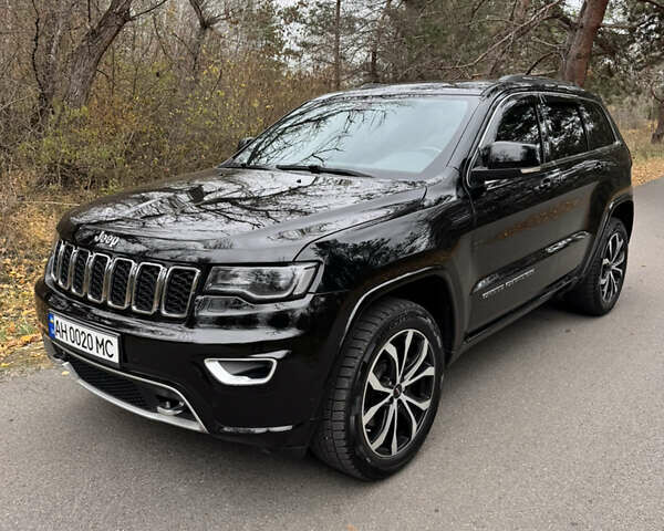 Черный Джип Гранд Чероки, объемом двигателя 2.99 л и пробегом 147 тыс. км за 30000 $, фото 1 на Automoto.ua
