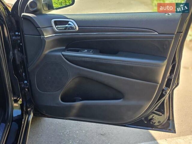 Черный Джип Гранд Чероки, объемом двигателя 3.6 л и пробегом 108 тыс. км за 23000 $, фото 30 на Automoto.ua