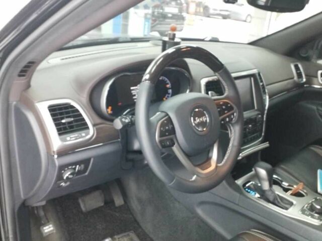 Черный Джип Гранд Чероки, объемом двигателя 0 л и пробегом 117 тыс. км за 14000 $, фото 7 на Automoto.ua