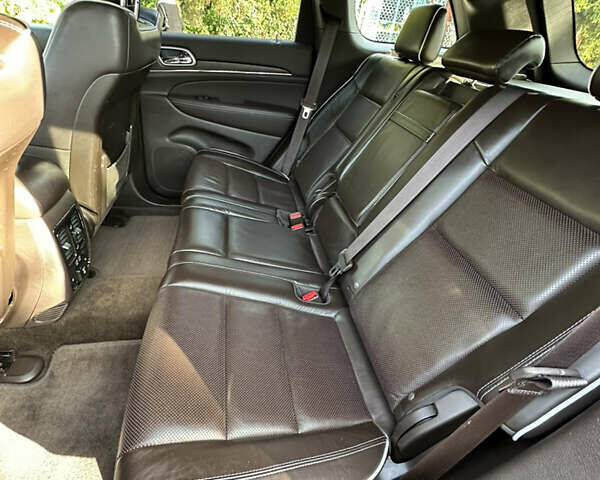 Чорний Джип Grand Cherokee, об'ємом двигуна 2.99 л та пробігом 166 тис. км за 31000 $, фото 27 на Automoto.ua