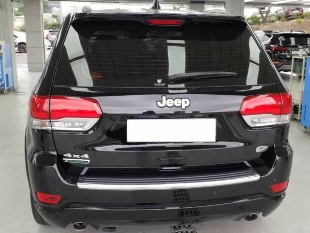 Черный Джип Гранд Чероки, объемом двигателя 0 л и пробегом 117 тыс. км за 14000 $, фото 3 на Automoto.ua