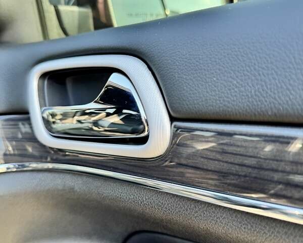 Чорний Джип Grand Cherokee, об'ємом двигуна 3.6 л та пробігом 89 тис. км за 28300 $, фото 31 на Automoto.ua