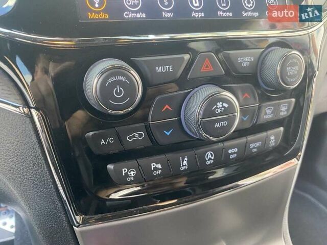 Чорний Джип Grand Cherokee, об'ємом двигуна 3.6 л та пробігом 119 тис. км за 29000 $, фото 87 на Automoto.ua
