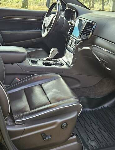 Черный Джип Гранд Чероки, объемом двигателя 2.99 л и пробегом 162 тыс. км за 26500 $, фото 25 на Automoto.ua