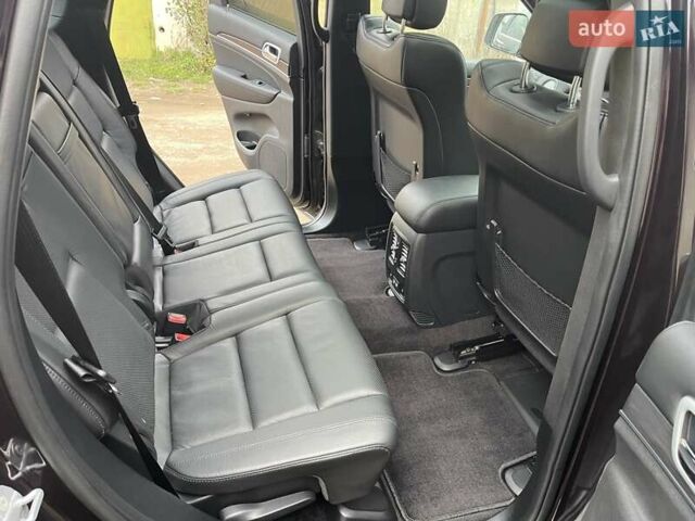 Чорний Джип Grand Cherokee, об'ємом двигуна 3 л та пробігом 100 тис. км за 29999 $, фото 235 на Automoto.ua