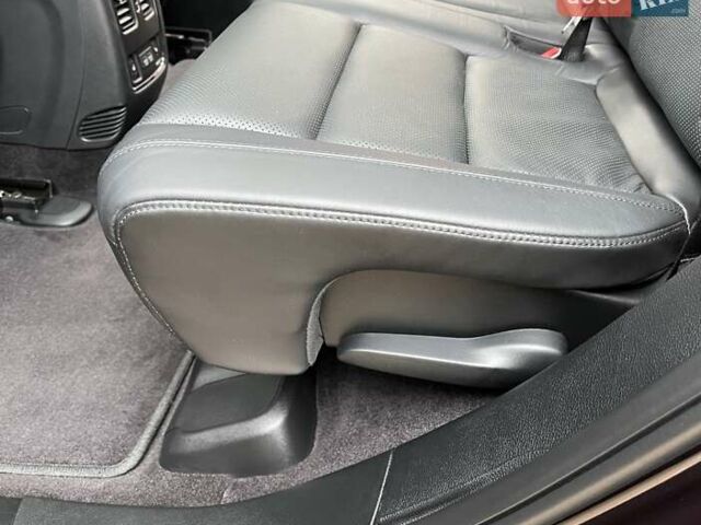 Чорний Джип Grand Cherokee, об'ємом двигуна 3 л та пробігом 100 тис. км за 29999 $, фото 201 на Automoto.ua