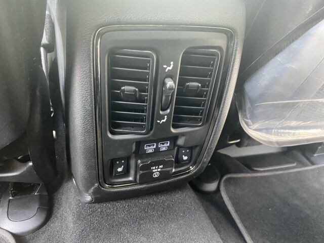 Черный Джип Гранд Чероки, объемом двигателя 3.6 л и пробегом 119 тыс. км за 27000 $, фото 15 на Automoto.ua